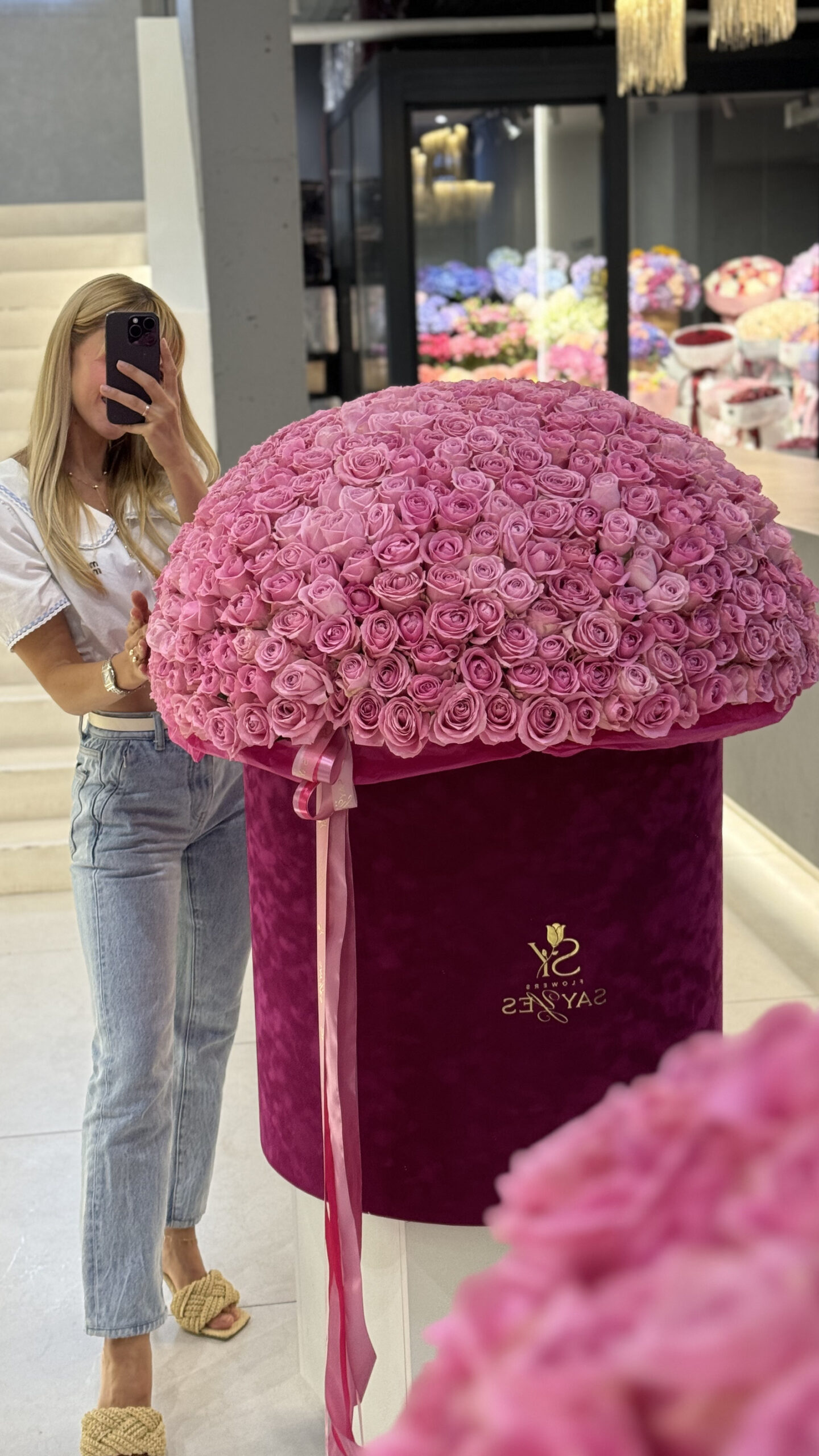 Коробка-гігант з квітами 501 рожева троянда - Зображення 2