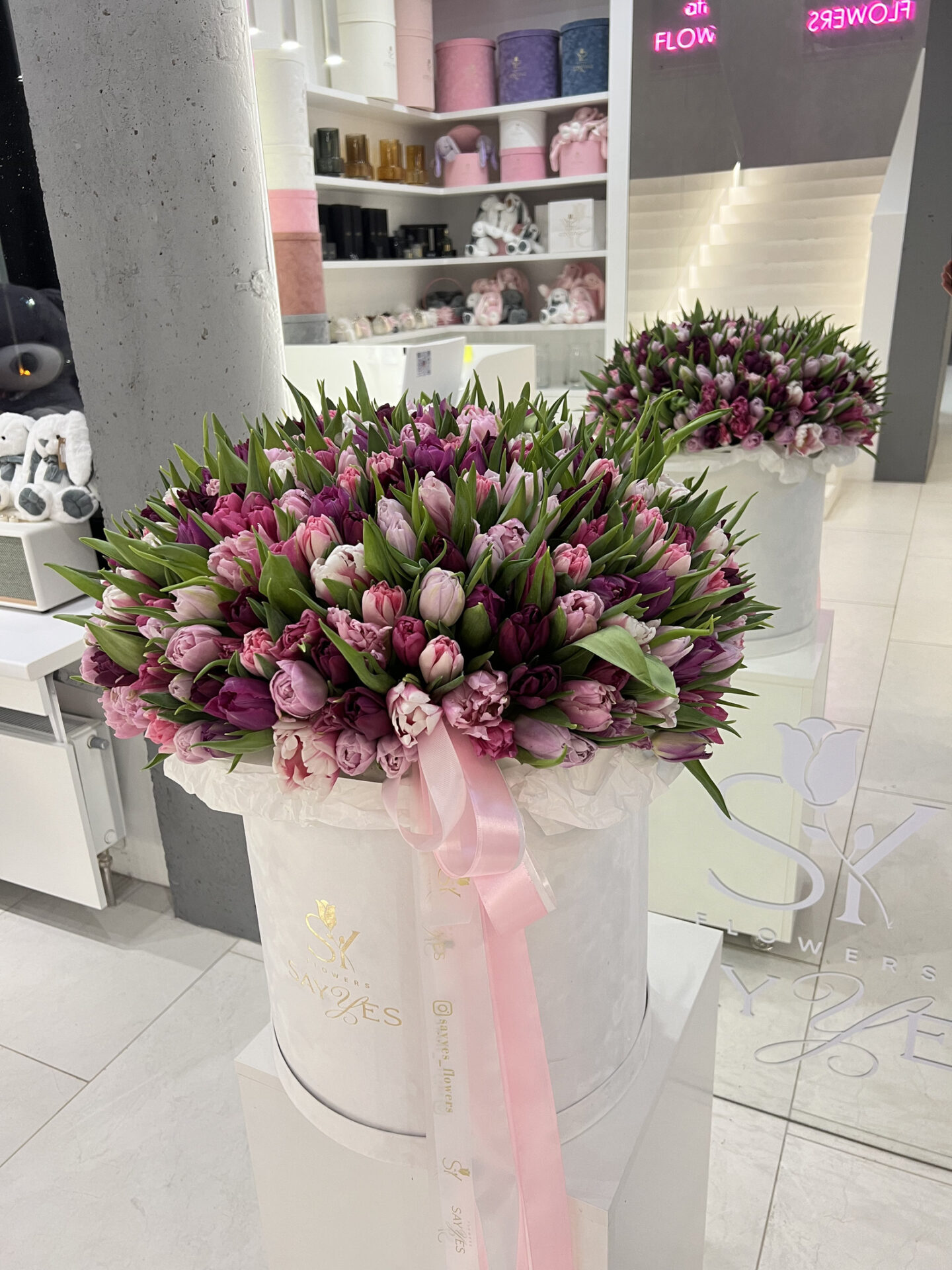 Коробка квітів 301 тюльпан мікс - Зображення 3